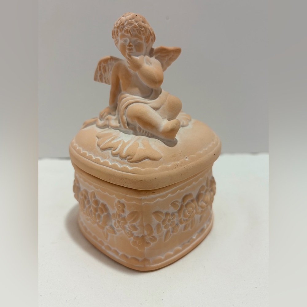 Ceramic Peach Cherub Heart Trinket Box - Decorative Home Accent